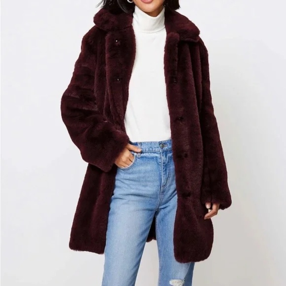 LOFT Burgundy faux fur coat  Outerwear- women’s size XL petite